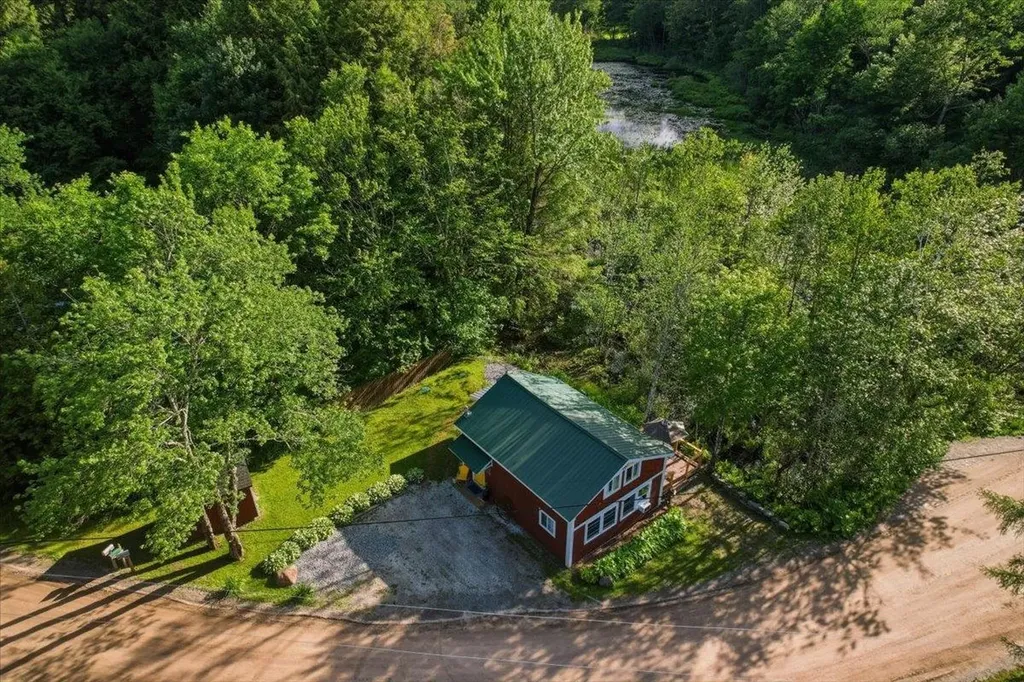 3302 Pond Road Fletcher VT 05444