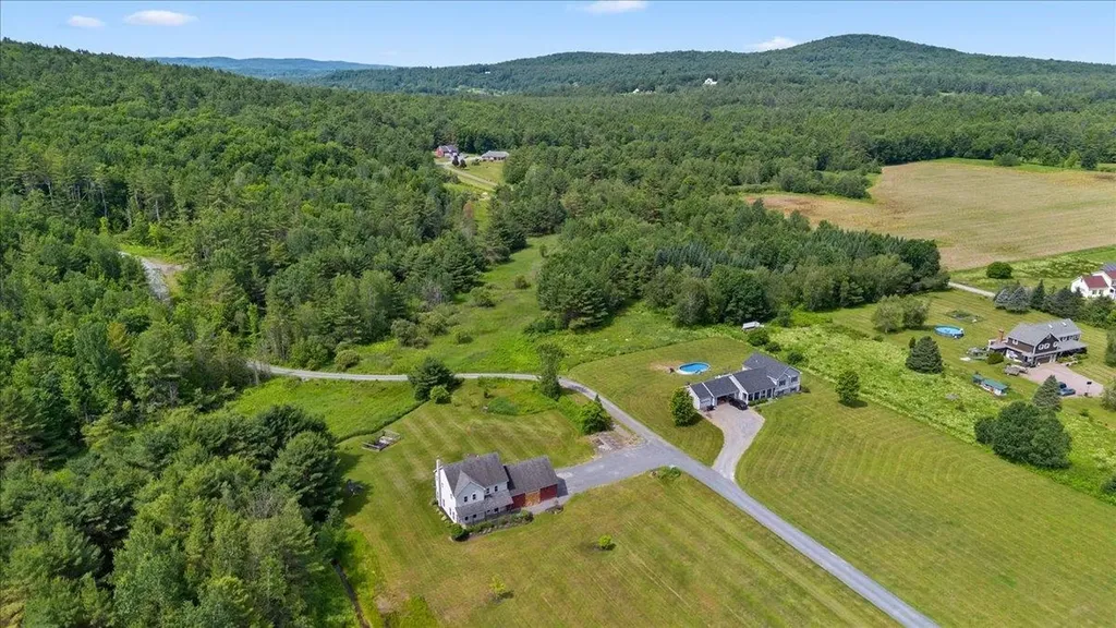 49 Stone Bridge Lane Jericho VT 05465