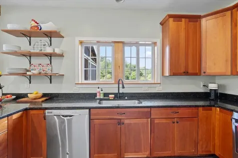 49 Stone Bridge Lane Jericho VT 05465