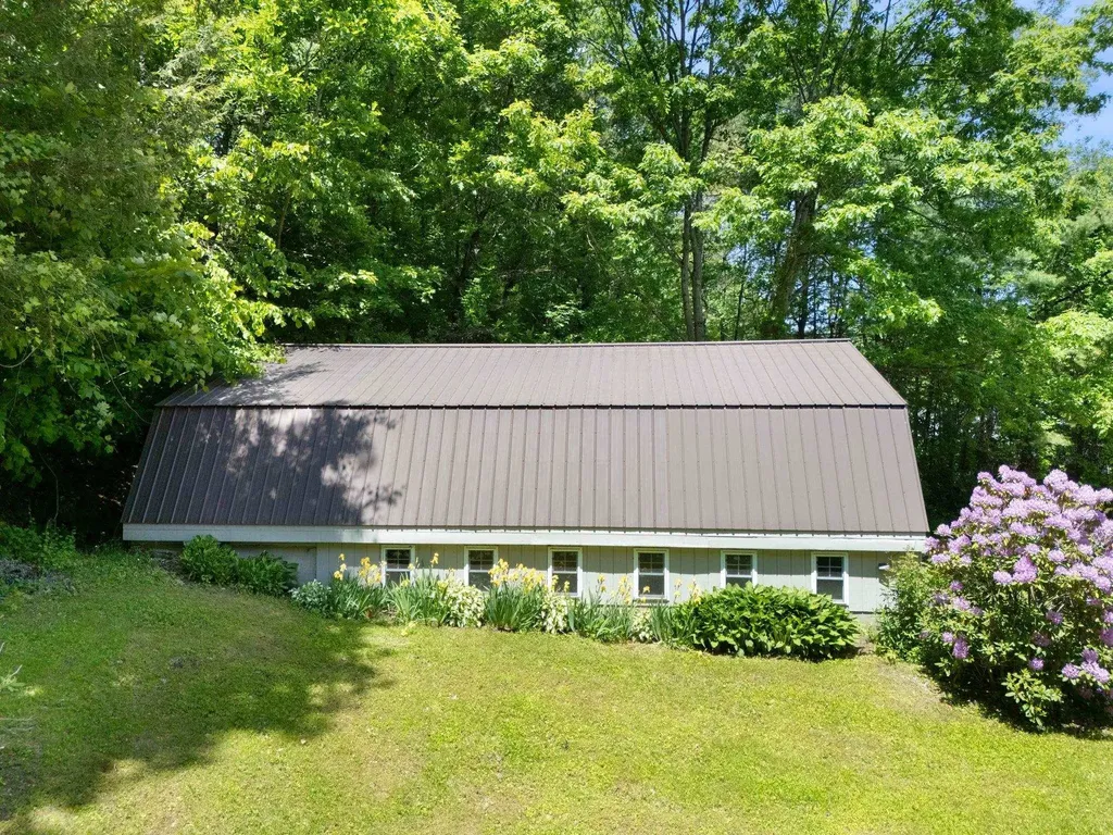 3333 West River Road Dummerston VT 05301