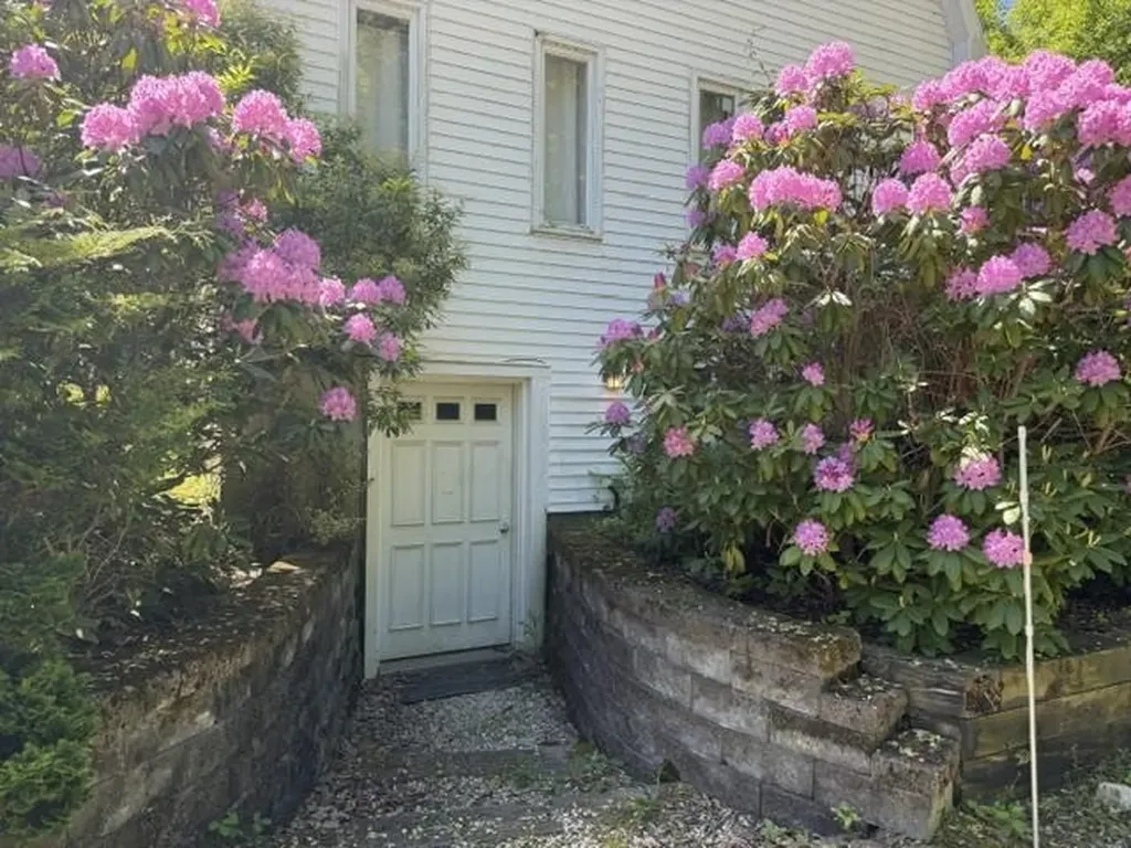 3333 West River Road Dummerston VT 05301