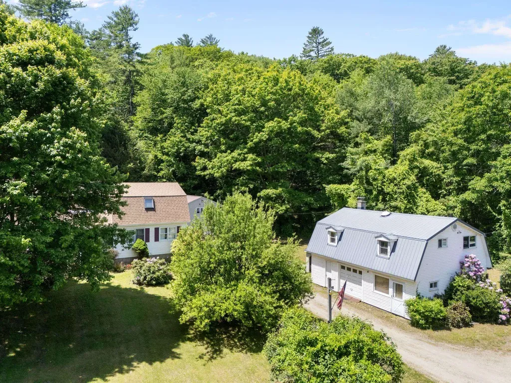 3333 West River Road Dummerston VT 05301