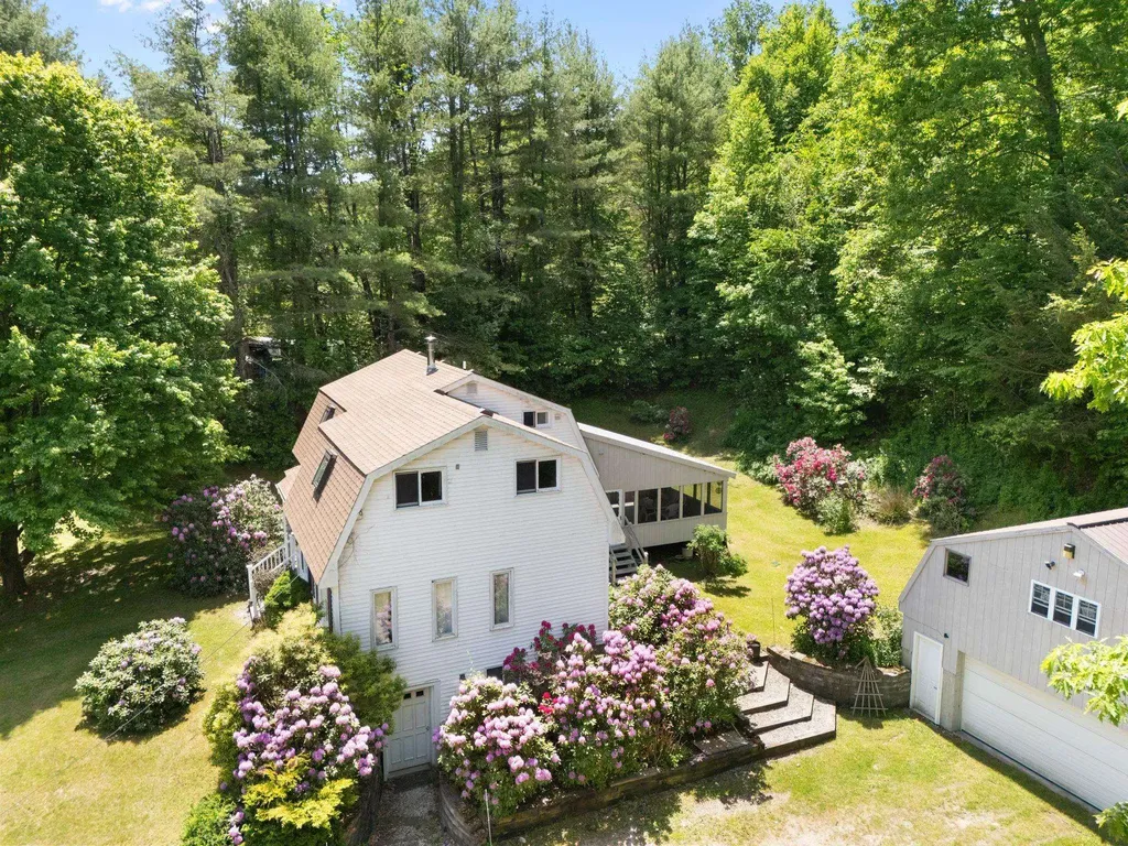 3333 West River Road Dummerston VT 05301