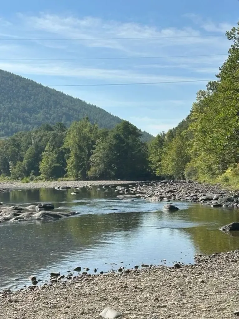 3333 West River Road Dummerston VT 05301