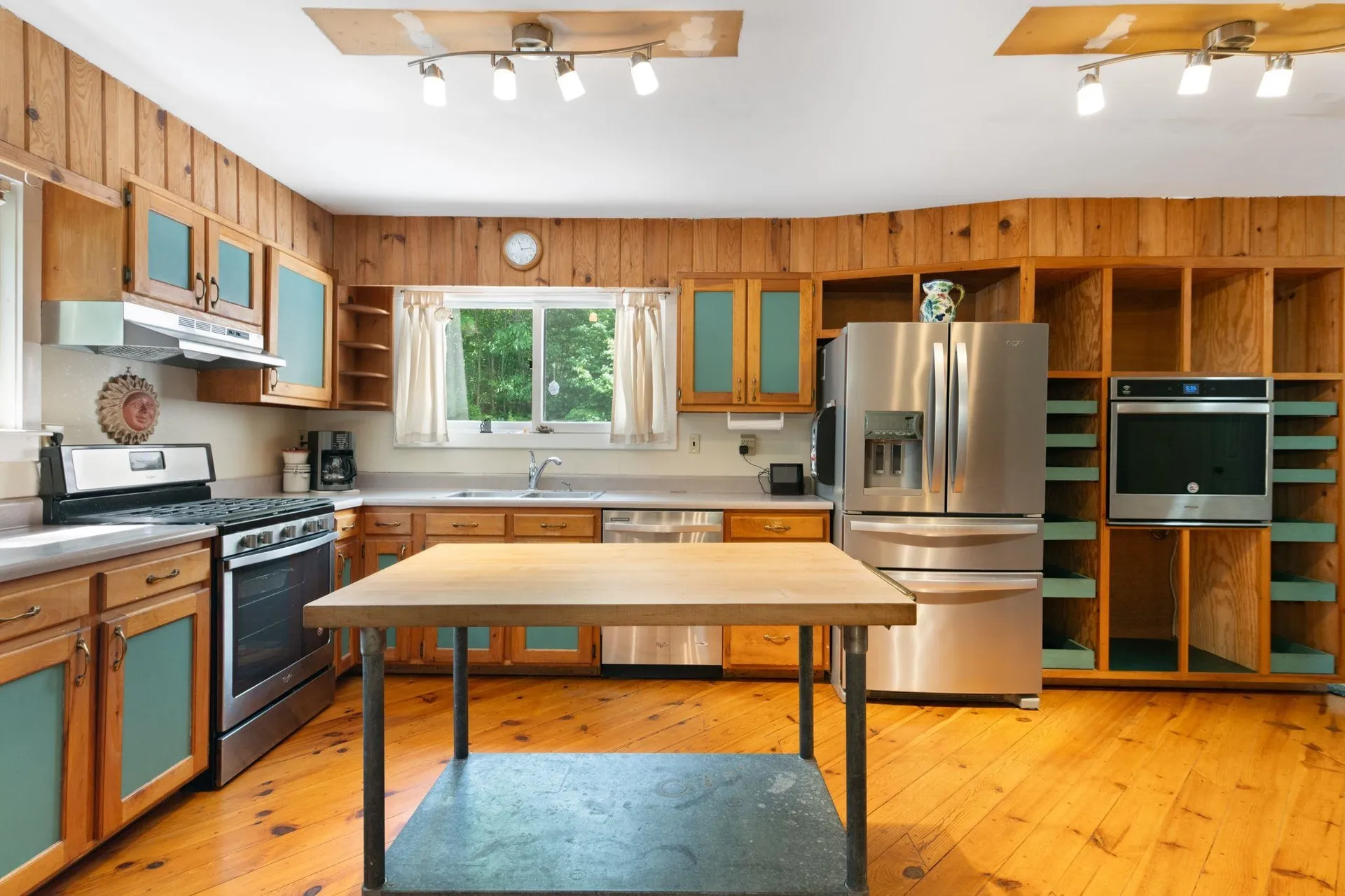 3333 West River Road Dummerston VT 05301