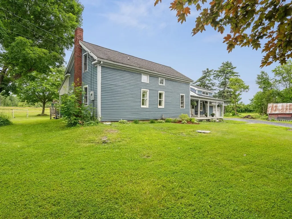 523 Little Chicago Road Ferrisburgh VT 05456