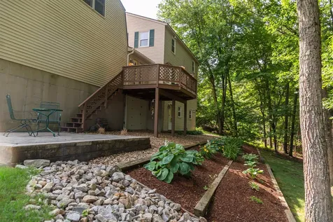 130 Lindstrom Lane Manchester NH 03104