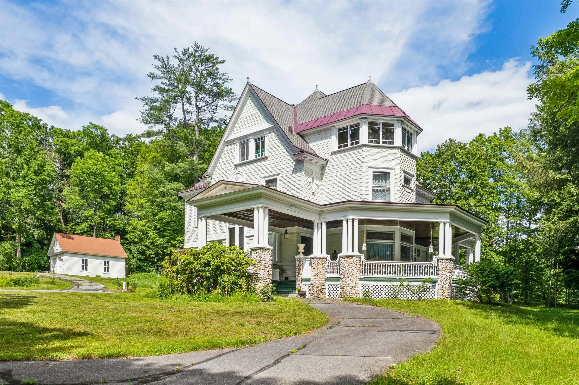 88 Summer Street Springfield VT 05156