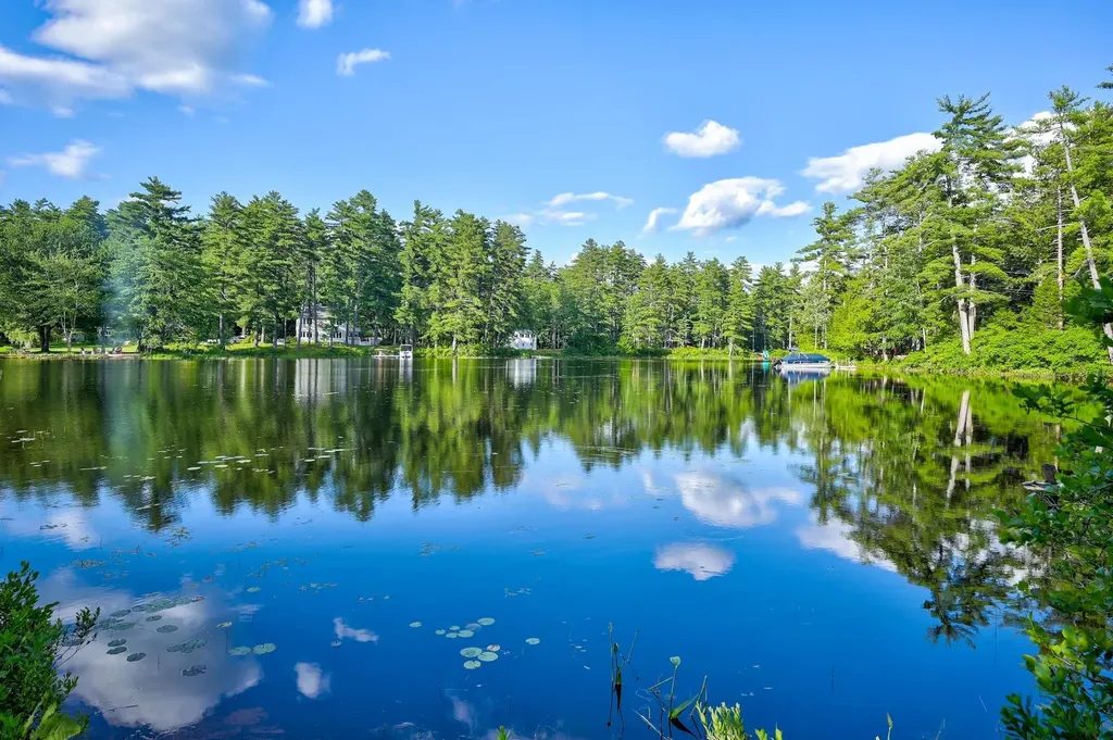 27 Brook Lane Conway NH 03813