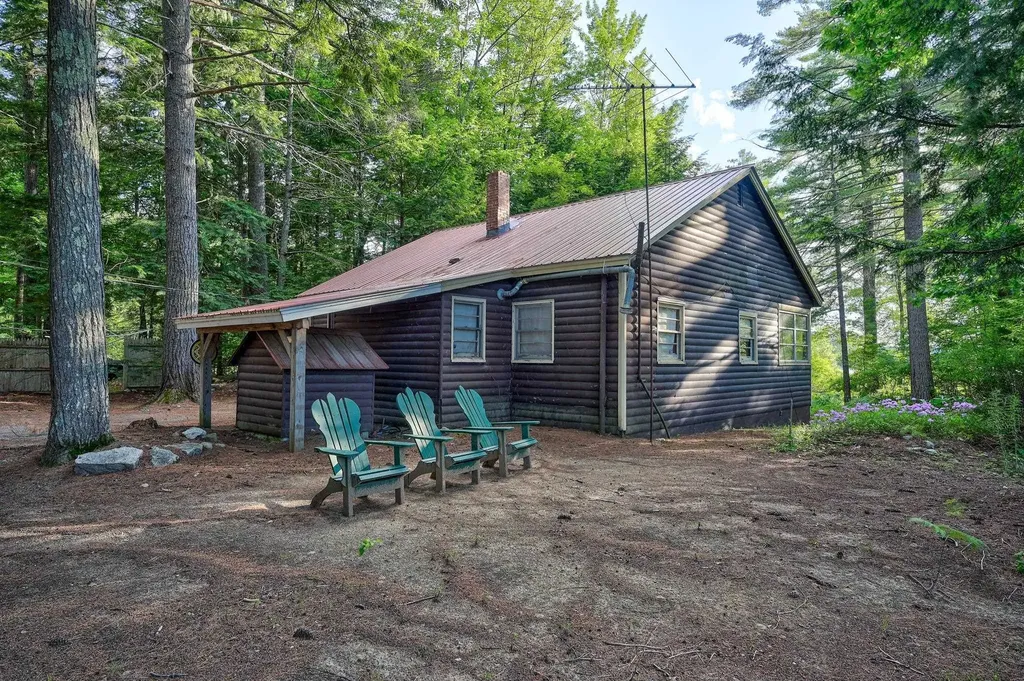 27 Brook Lane Conway NH 03813