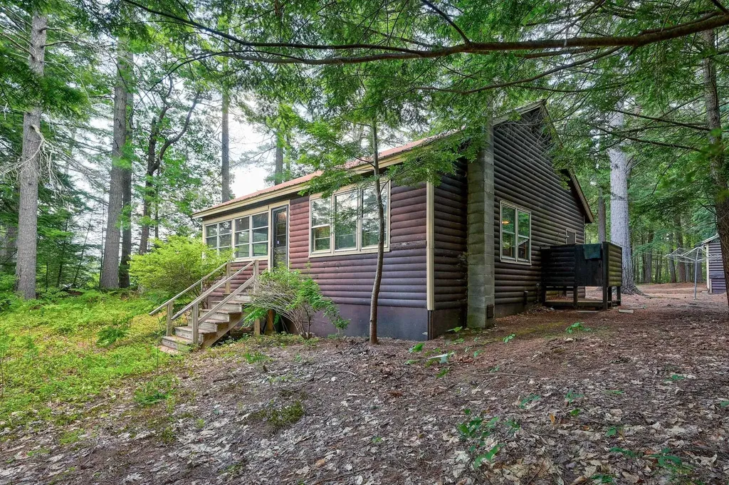 27 Brook Lane Conway NH 03813