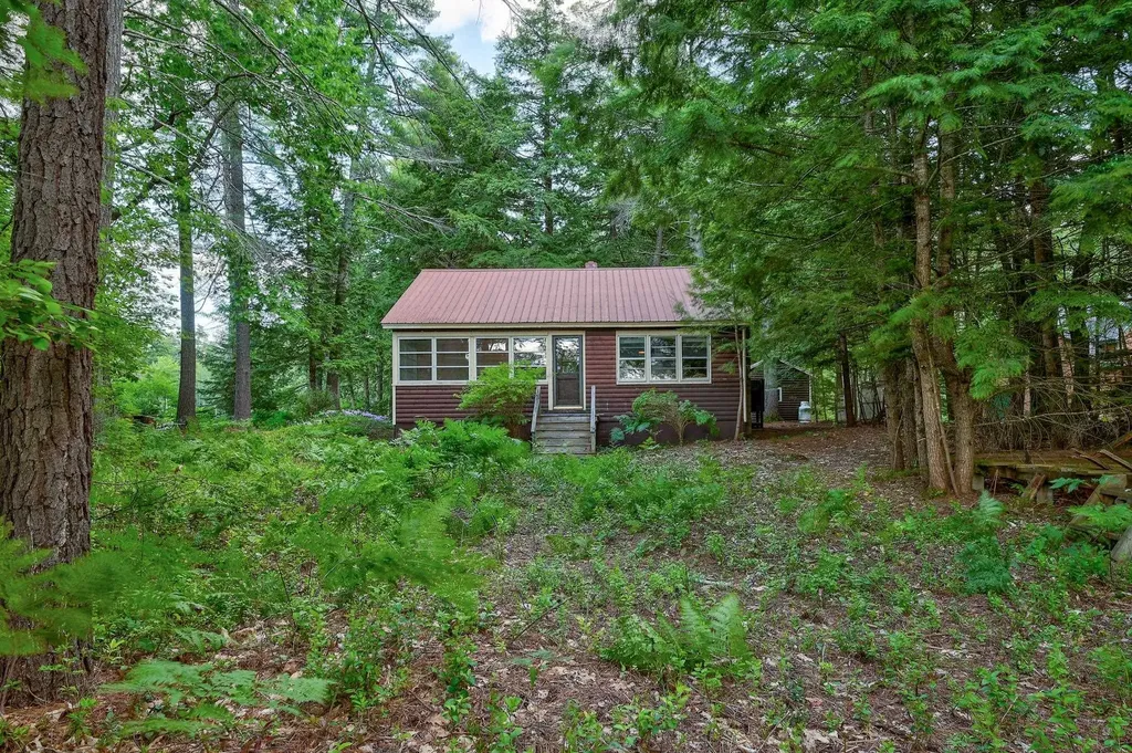 27 Brook Lane Conway NH 03813