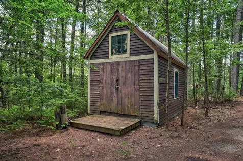 27 Brook Lane Conway NH 03813