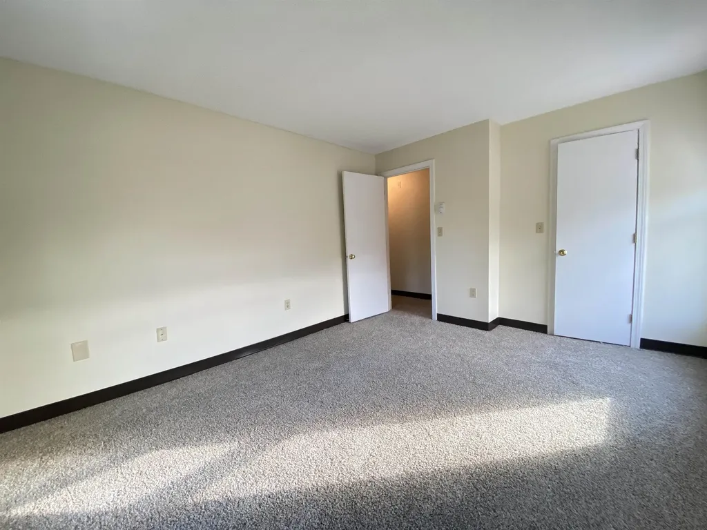 119 Eastern Avenue Manchester NH 03104