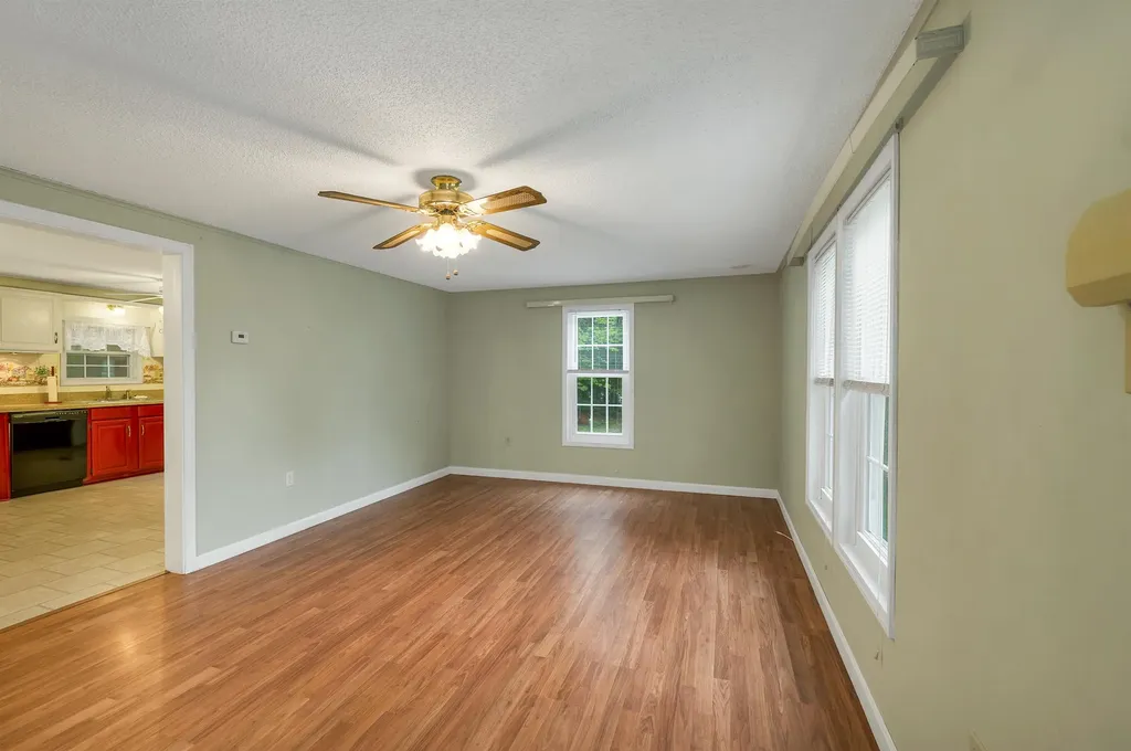 40 Hamlin Court Laconia NH 03246
