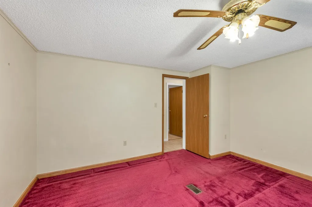40 Hamlin Court Laconia NH 03246