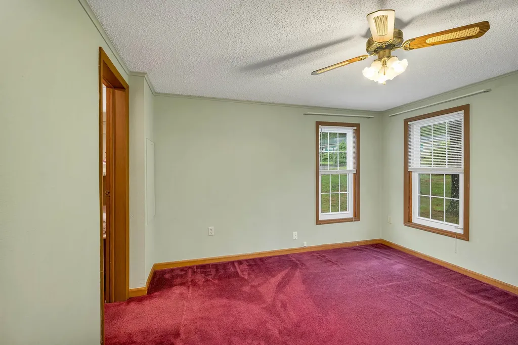 40 Hamlin Court Laconia NH 03246