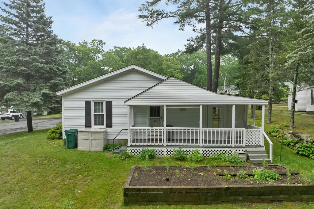 40 Hamlin Court Laconia NH 03246