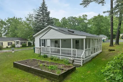 40 Hamlin Court Laconia NH 03246