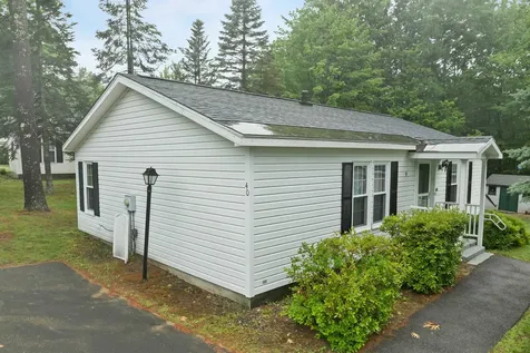 40 Hamlin Court Laconia NH 03246