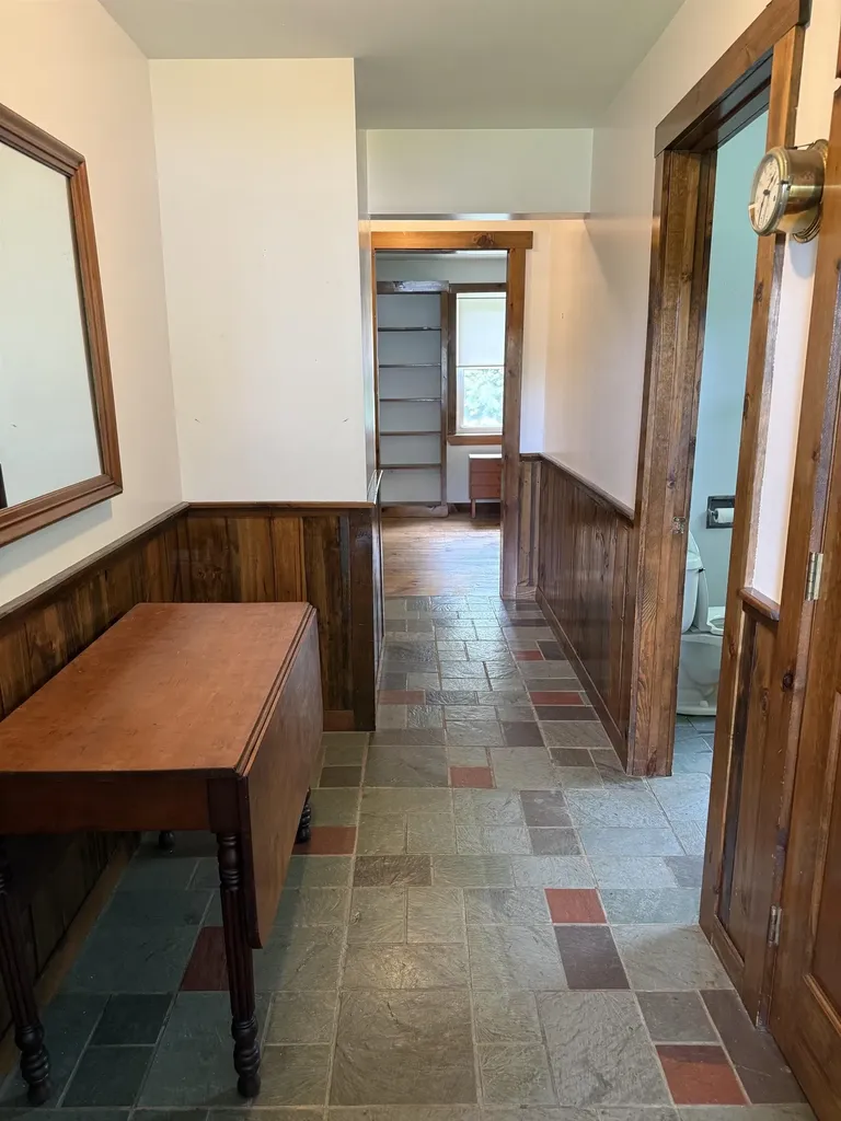 531 12 Route Hartland VT 05048