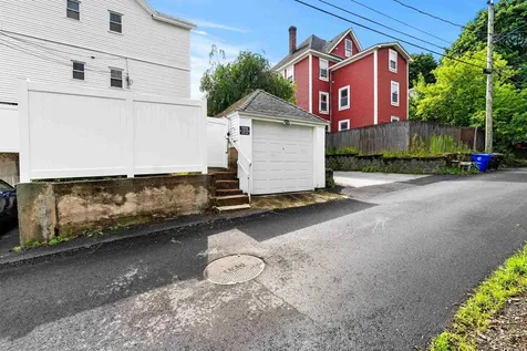 852 Beech Street Manchester NH 03104