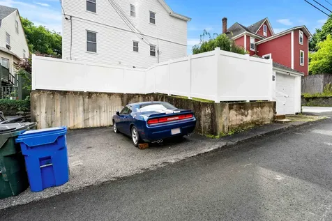 852 Beech Street Manchester NH 03104