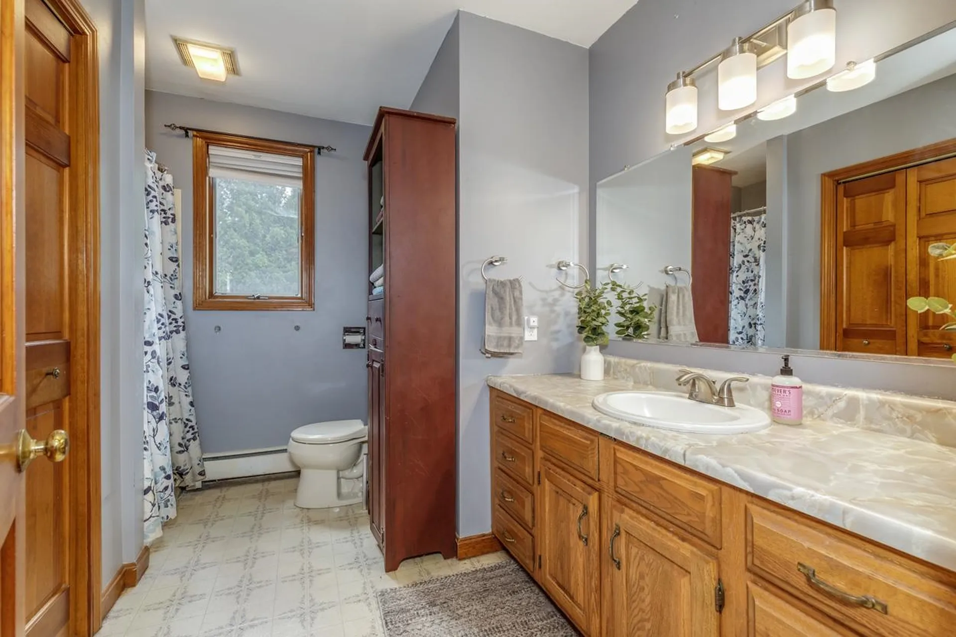 76 Hampstead Road Danville NH 03819