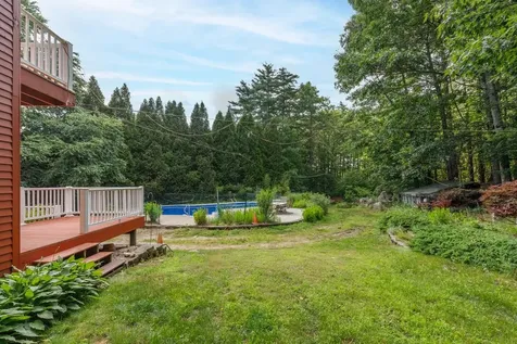 76 Hampstead Road Danville NH 03819