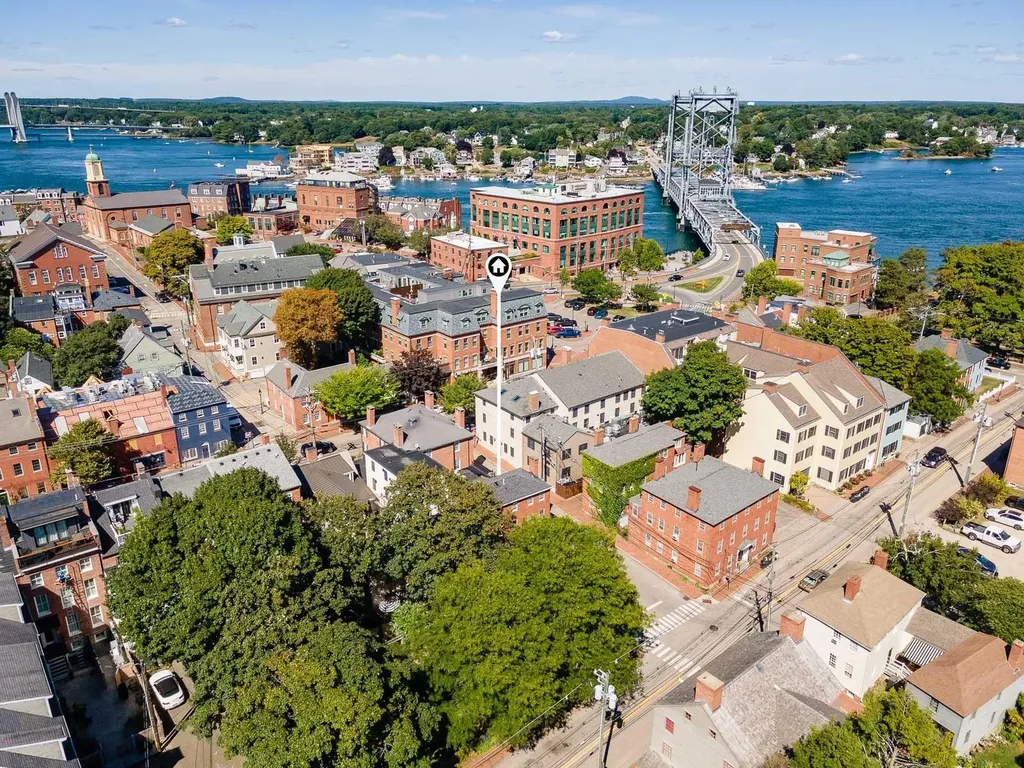 20 Atkinson Street Portsmouth NH 03801