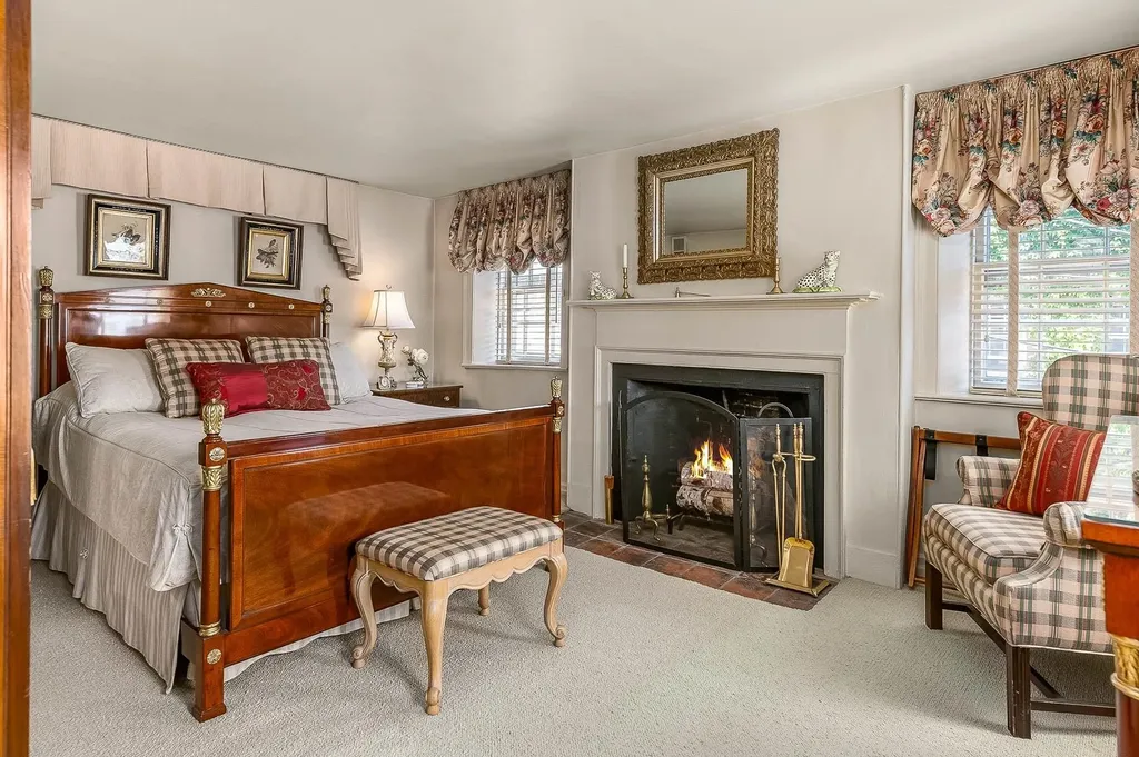 20 Atkinson Street Portsmouth NH 03801