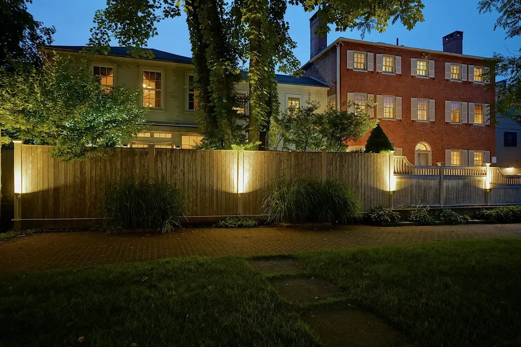 20 Atkinson Street Portsmouth NH 03801