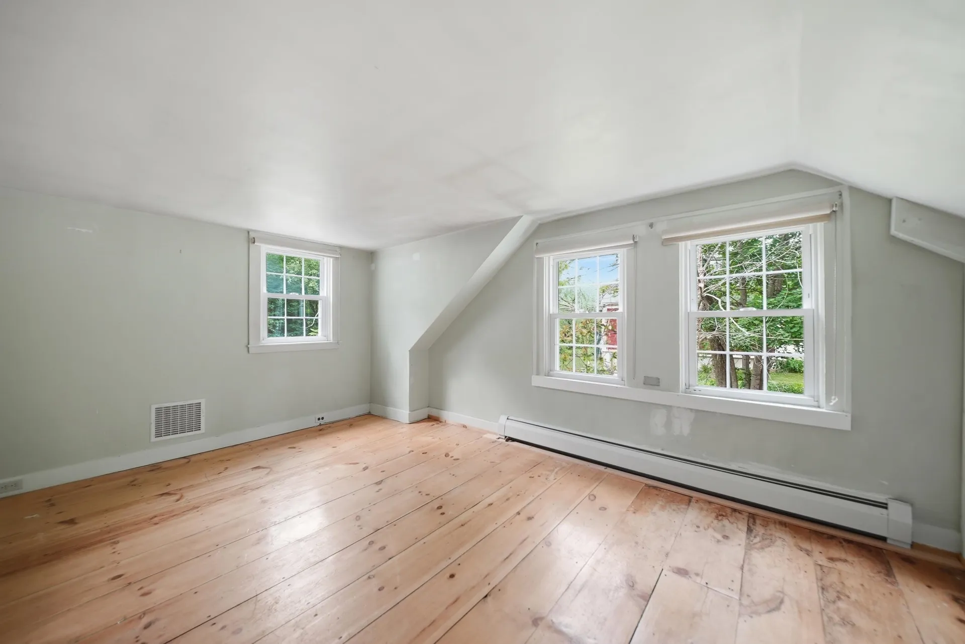 60 Old Deerfield Road Candia NH 03034