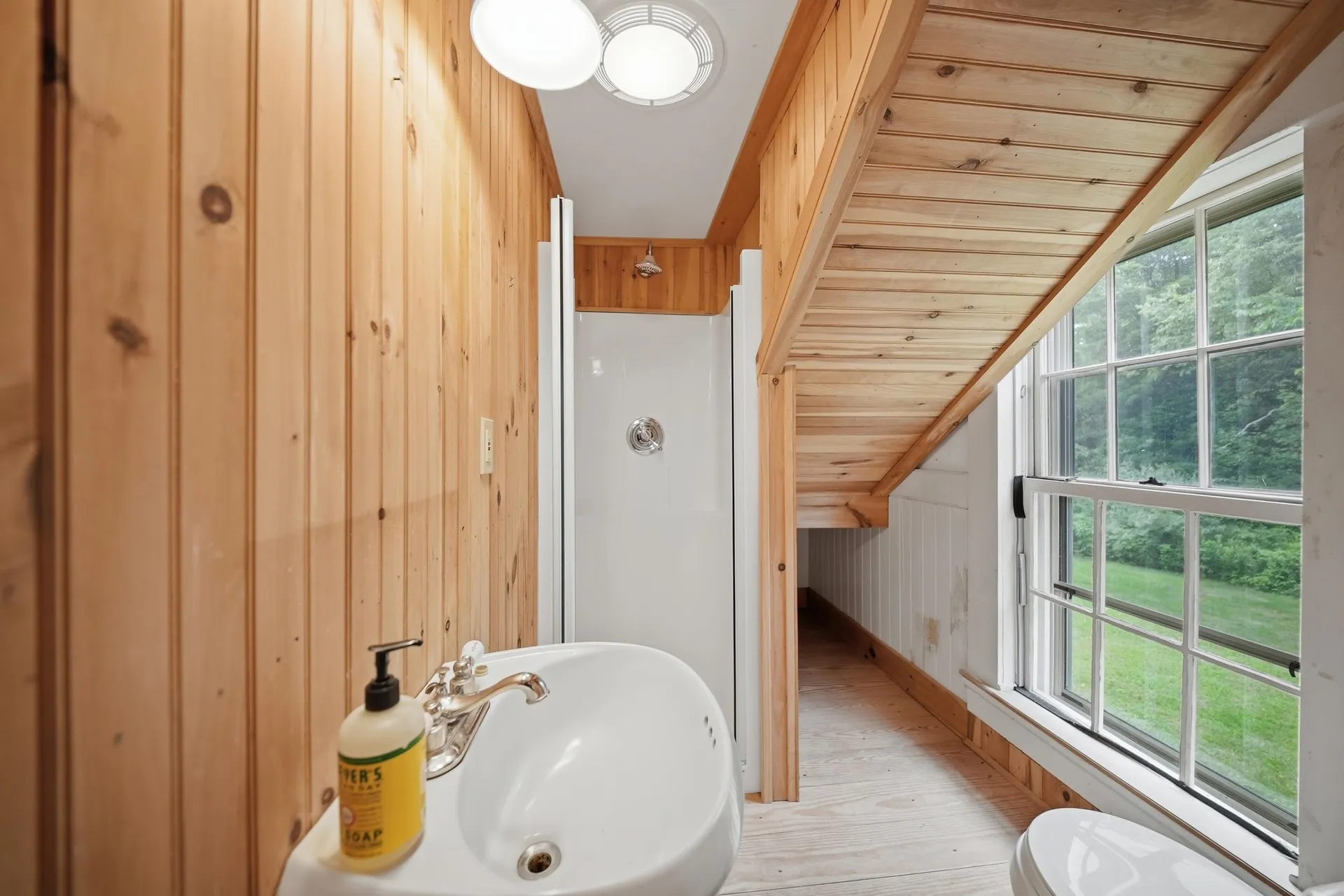 60 Old Deerfield Road Candia NH 03034