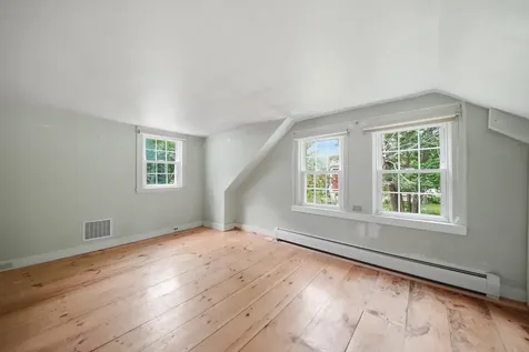 60 Old Deerfield Road Candia NH 03034