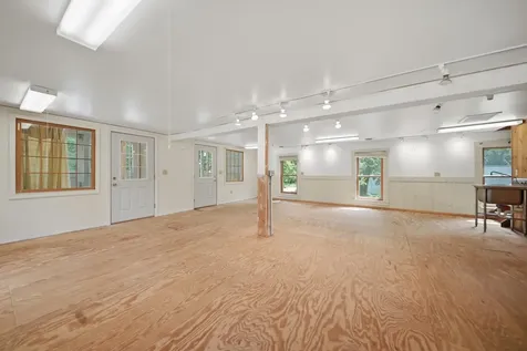 60 Old Deerfield Road Candia NH 03034