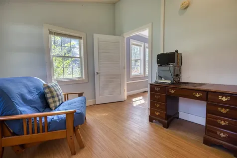 11 Depot Square Street Ossipee NH 03814-6846