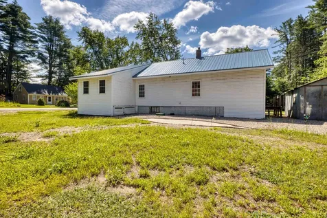 11 Depot Square Street Ossipee NH 03814-6846