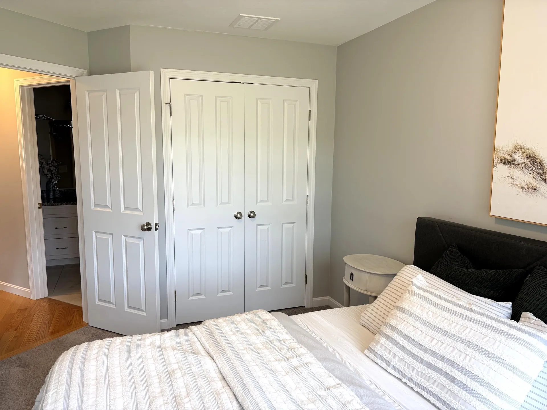 8 Cranberry Way Manchester NH 03109