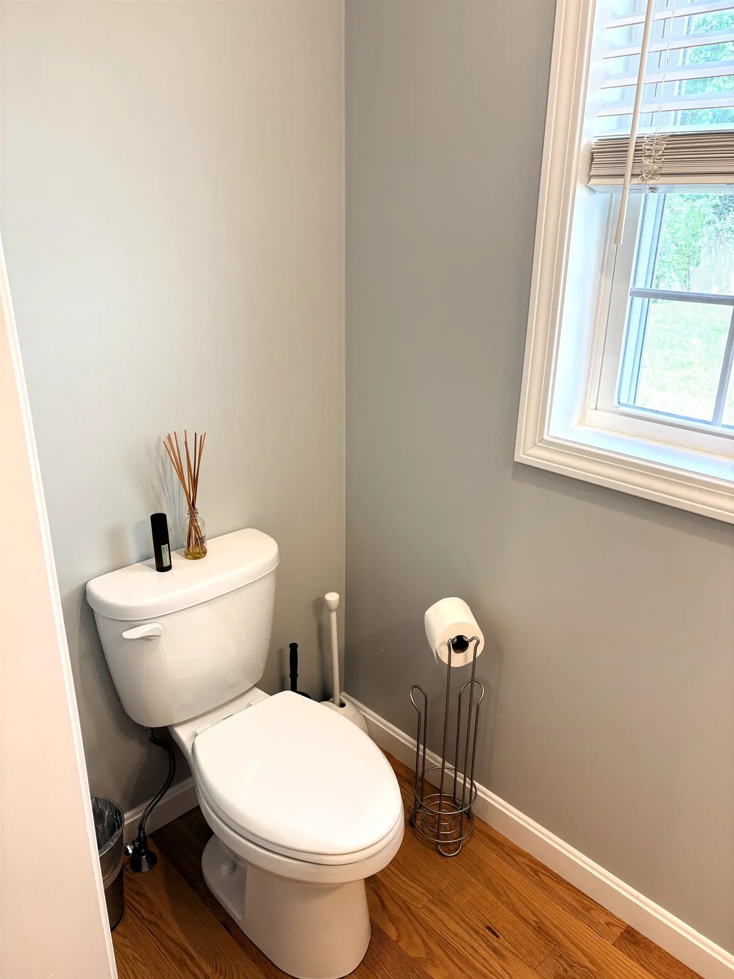 8 Cranberry Way Manchester NH 03109