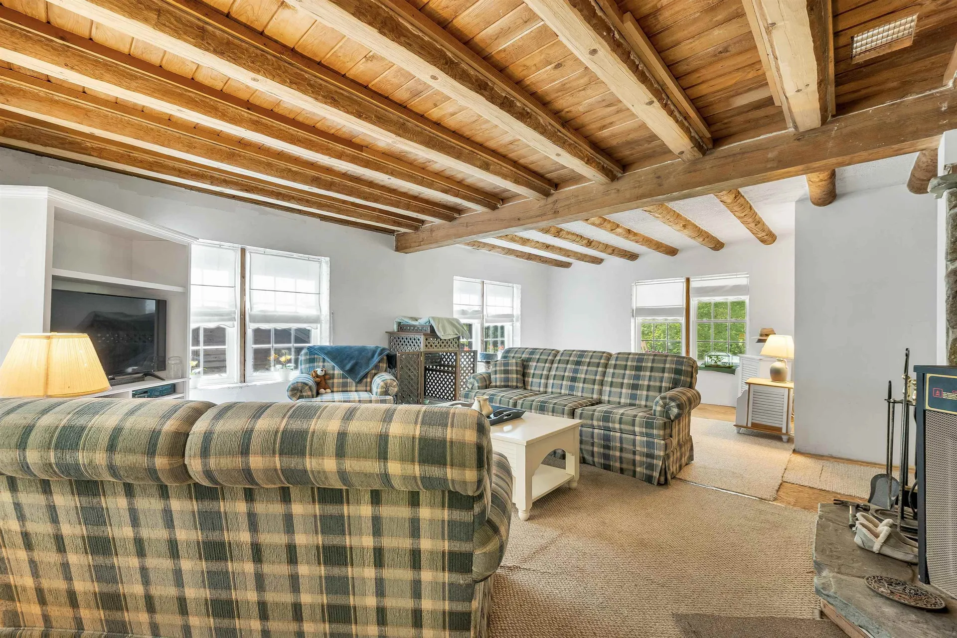 61 Macdonald Lane Groton NH 03266