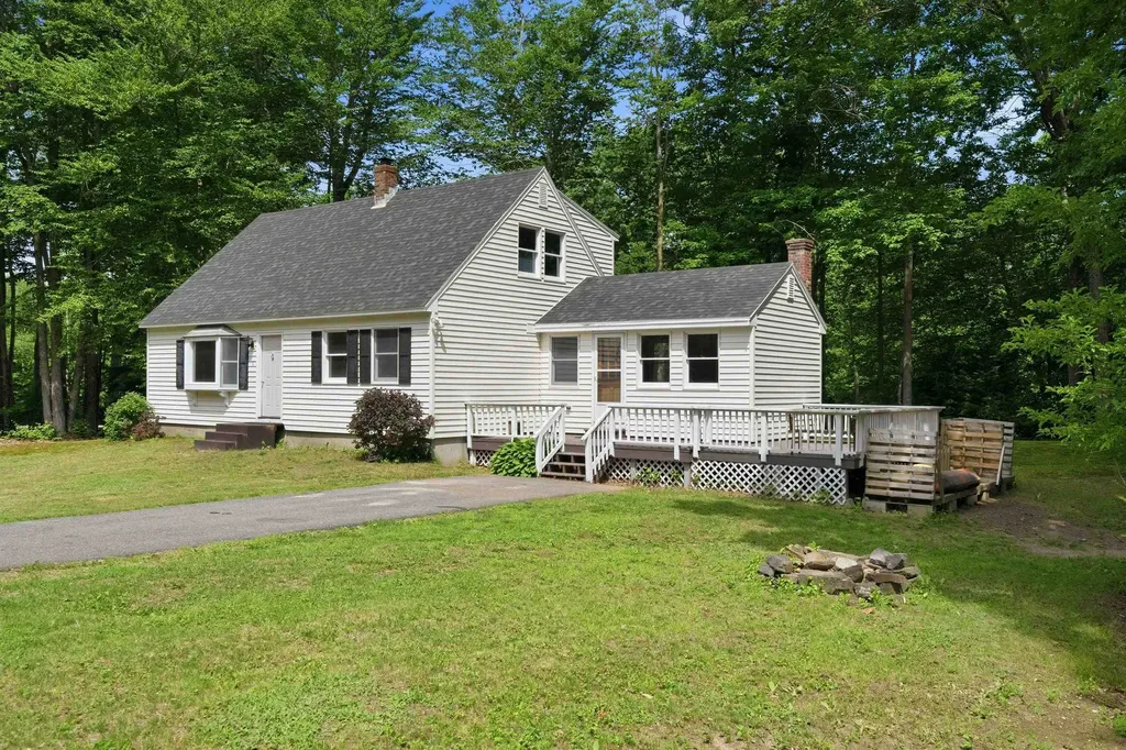 5 Council Tree Lane Wolfeboro NH 03894