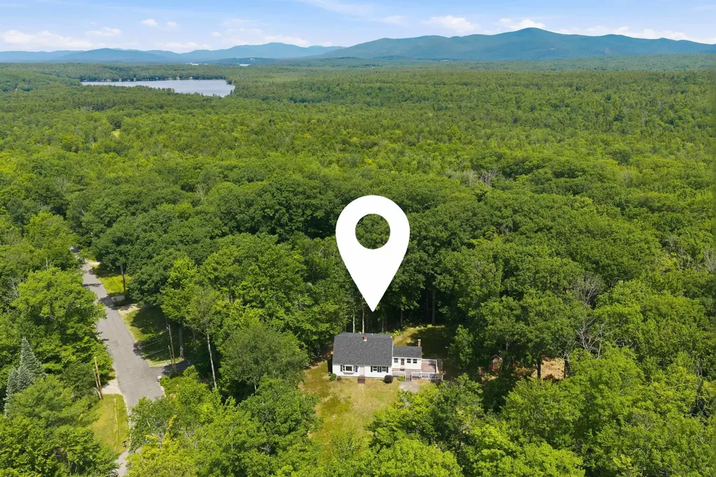 5 Council Tree Lane Wolfeboro NH 03894