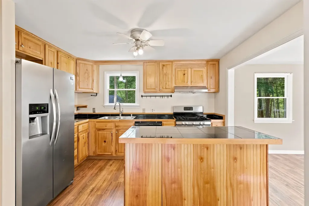 5 Council Tree Lane Wolfeboro NH 03894