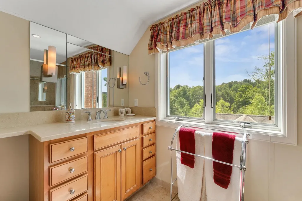 1109 East Warren Road Waitsfield VT 05672