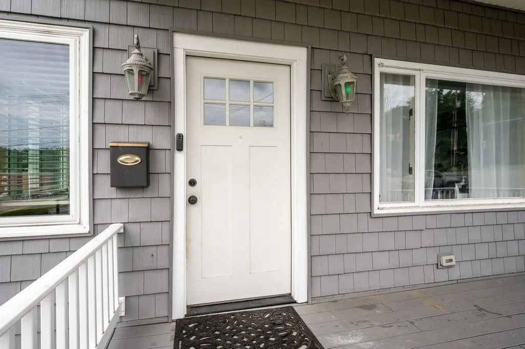 142A Broadway Street Dover NH 03820