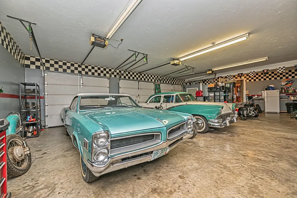 72 Tenney Road Sandown NH 03873