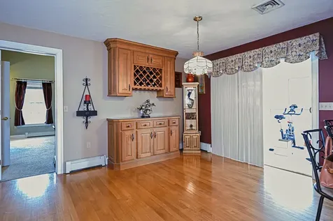 72 Tenney Road Sandown NH 03873