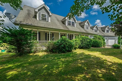 72 Tenney Road Sandown NH 03873