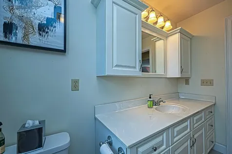 72 Tenney Road Sandown NH 03873